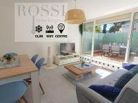 T3 double terrasses CLIM WIFI en Centre-ville - ROSSIconciergerie - Linge inclus - B&B La Grande-Motte