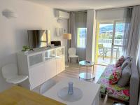 Evans Realty BR Balcón & Vistas al mar & Piscina - B&B Benalmádena