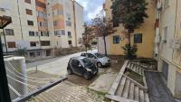 Tirent Apartment - Cozy Bedrooms Stay by Golem Beach - Chambres d’hôtes Golem
