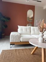 Maya Suites Potidaia - B&B