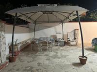 Villino Nausika fronte mare - B - B&B Torre Lapillo