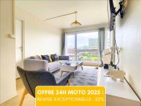 Idéal Groupe - Grands Espaces - 4 chambres - Parking Gratuit - Proche Centre, Gare & Transports - Wifi - OFFRE SPECIAL de Reduction jusqu'à -50 - Bed and Breakfast