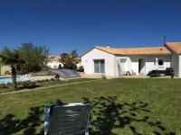 Maison Familiale avec Piscine Privée et Parking à Angles - FR-1-336-120 - B&B Angles