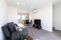 Brand new 2 bedroom ocean view! - B&B Christchurch