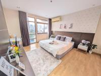 Executive Suite 1BR and Sofa Bed 150m to Nana BTS - B&B