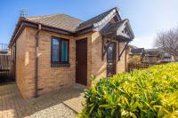Kingsholm SunnyVibes 2 Bedrooms Free Parking 3 Plus Nights Deal - Bed and Breakfast