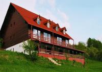 Cabana Ciresarii - Bed and Breakfast