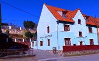 Penzion Albatros - Bed and Breakfast