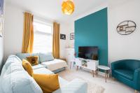 Winslow House- Close To Coop Etihad & Free Parking - Chambres d’hôtes