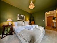 Bright & Spacious 2-Bedroom Flat with Modern Design - B&B Norwood