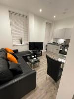 1 bed apartment in the heart of Staines town centre - Chambres d'hôtes Staines