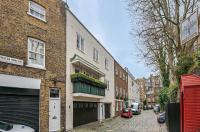 Exclusive 3Bd Mews in Belgravia with Private Patio and Garage Parking - B&B