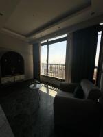 Prime Maadi 2BR Apartment Close to Nile - Chambres d'hôtes Le Caire