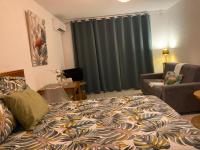 Le flamant rose à Saint-Gilles - Chambres d’hôtes Saint-Paul