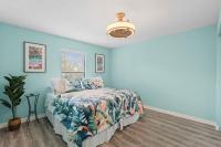 Luxury With Private Lanai Views and Close to the Pool - B&B Naples