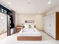 Deluxe One-Bedroom Apartment with City View