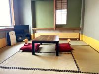 Japanese-Style Quadruple Room