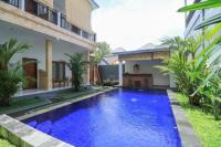 Canggu Kayuma House - B&B Canggu