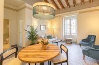 Apartment mit 2 Schlafzimmern und Balkon