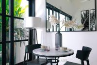 Abby May - Top location near Potato Head, walk everywhere! - B&B Seminyak