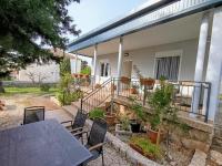 Holiday Home Lola - large outdoor area - B&B