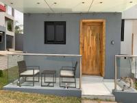 Modern Elegant yet Economic One Bedroom Get away Near Airport - B&B Accra