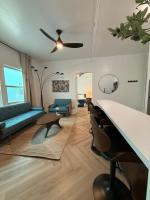 203 Vintage Escape in a 1930s Gem - B&B Klamath Falls