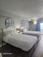 Oceanfront Efficiency T606 - B&B