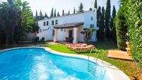 Villa Araucaria by Fontanilla Del Mar Holidays Rentals - Chambres d'hôtes Cadix