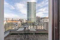 La Vista sulla Città - 8vo Piano Attico Mozzafiato - B&B Milano