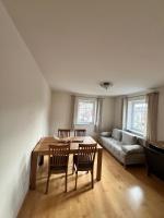 Apartamento con balcón