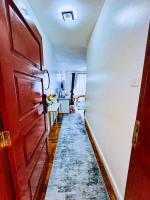 Luxury & Secure Apartment in Westlands Nairobi,Fast WiFi,Workspace and City Views - Urban Vibes Getaways - Chambres d'hôtes Nairobi
