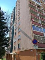 Spacious flat in Prievidza near Bojnice with a beautiful view - Bed and Breakfast Prievidza