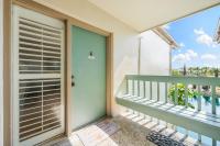 Lake House at the Beach C207 by Beachside Management - Chambres d’hôtes Siesta Key