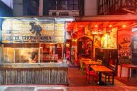 5 bed Urban Retreat in the Heart of Poblacion - Chambres d'hôtes Manille