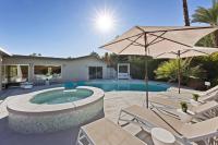 Bon Vivant Palms - 4BR in Movie Colony - B&B Palm Springs