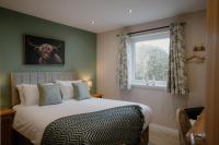 Cosy wee cottage -modern, open plan, parking, EV - Ferienwohnung Glencaple