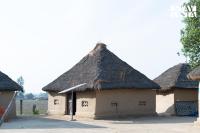 StayVista at Mud & Mirage - A Luxury Village Life - B&B Neoria Husainpur