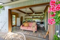 The Secret Garden Alpine Retreat - Bed and Breakfast
