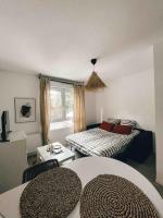 Studio cosy Ile de Nantes proche tram ligne 2 et 3 - B&B