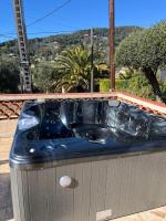 Villa au calme à Grasse avec piscine et spa privée - Ferienwohnung Grasse