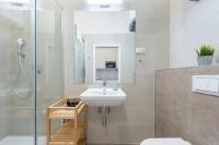 Estudio con 1 cama grande