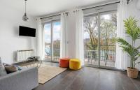 Havre de paix pour 4, clim et balcon, Caluire - Chambres d’hôtes Caluire-et-Cuire