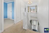 SPACIOUS, Quiet, 5 Bed 2 Bath House with Free Parking, near NEC, Solihull & Airport - Chambres d'hôtes Berkswell