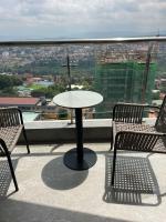 Apartamento con vistas y balcón