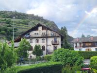 Cretallaz - Rustic chic with castle view, free parking and WiFi - B&B