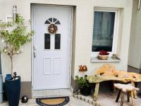 MoonDayHomes - TopLocation I 4Persons I Gallery Maisonette Boutique Apartment PERA - Bed and Breakfast