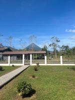 Volcano Refuge House - B&B
