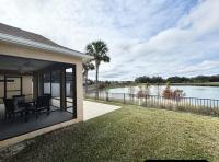 Cozy Oasis in Prime Location with Sunset Lake View, Golf Cart and Bathtub - B&B The Villages