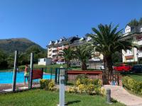 Precioso Ático con piscina en entorno rural, relax, cerca de la playa y montaña - B&B Limpias